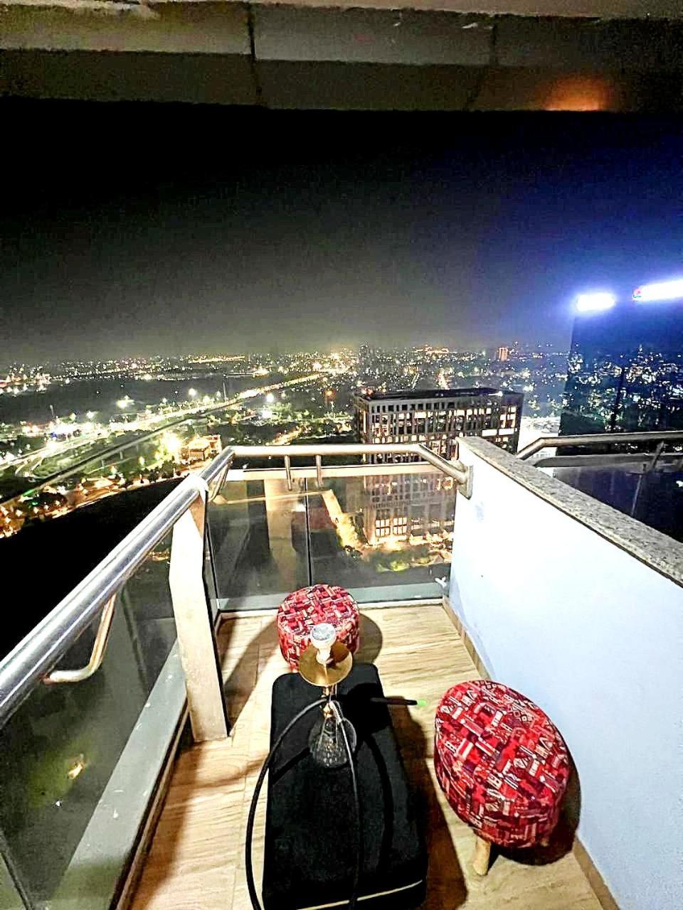 Supernova - Premium Luxurious In Noida 4*