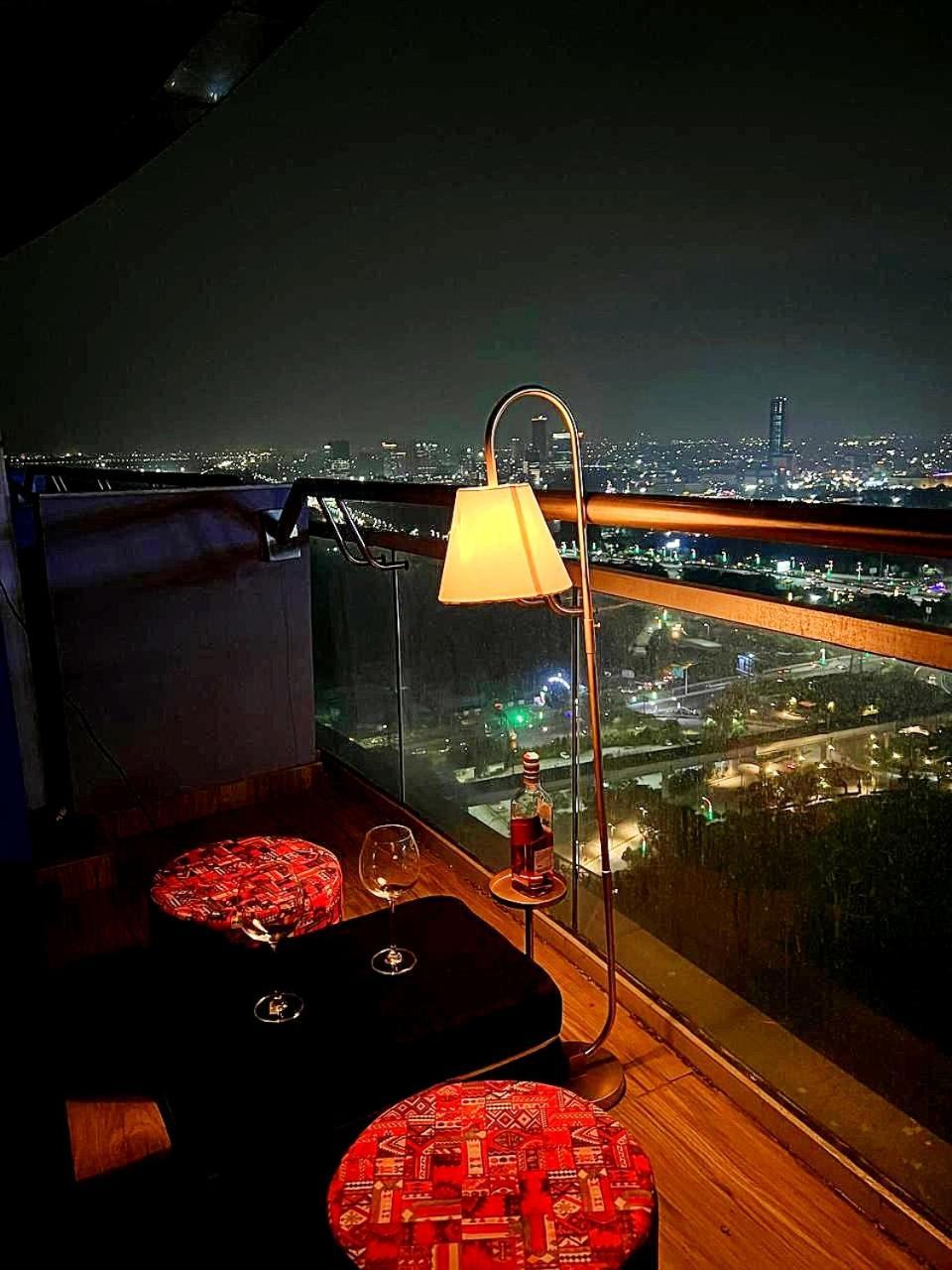 Supernova - Premium Luxurious In Noida Hotel 4*