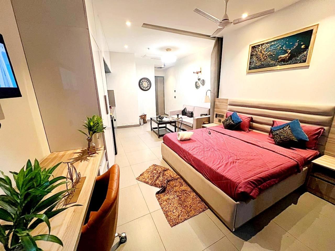 Supernova - Premium Luxurious In Noida Hotel New Delhi