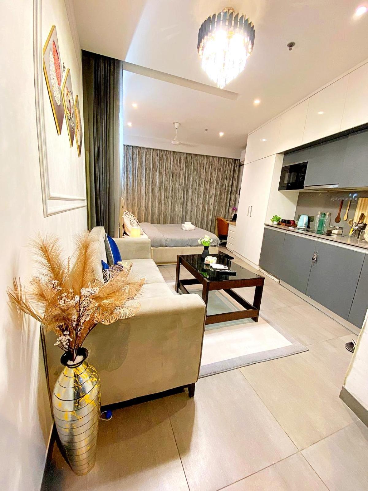 Supernova - Premium Luxurious In Noida 4* New Delhi