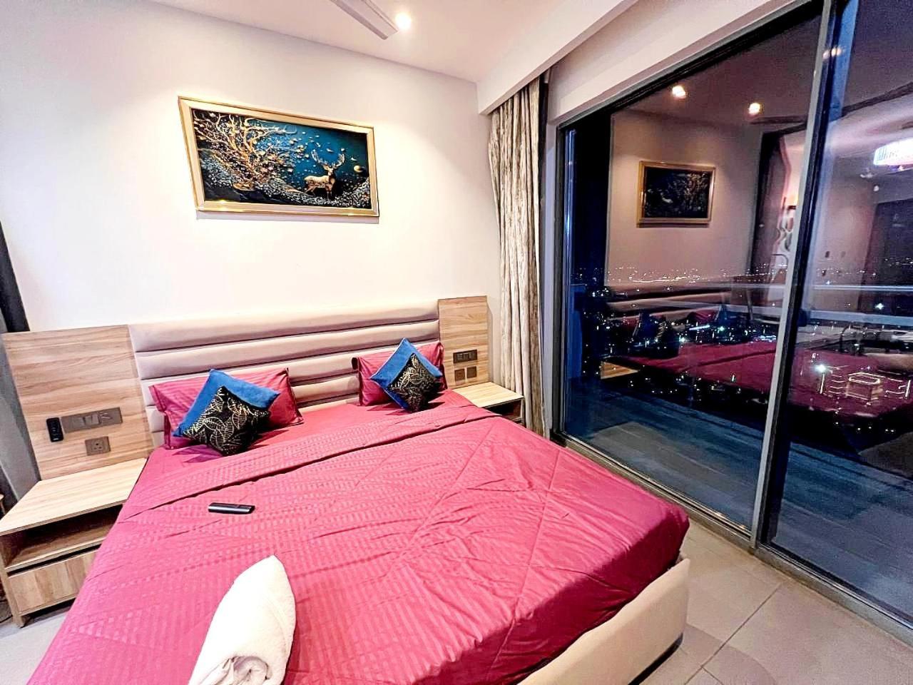 Supernova - Premium Luxurious In Noida Hotel 4*